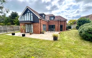 Photo 27- click for photo gallery